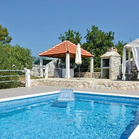 Holiday home Pet Friendly Home In Kucice With Kitchen
